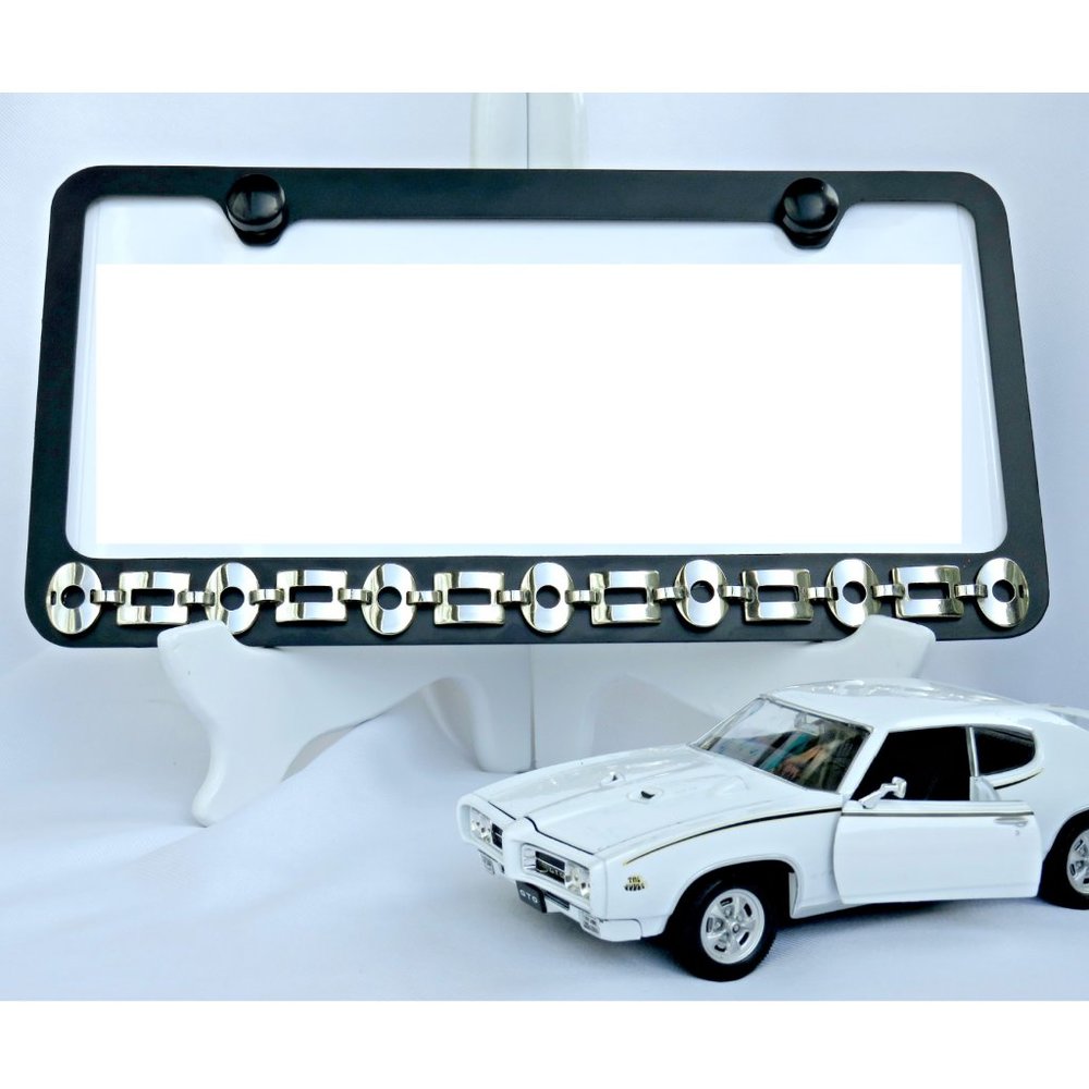 NEW Frame License Plate Black and Silver Chain Link Standard Car Accessory..726